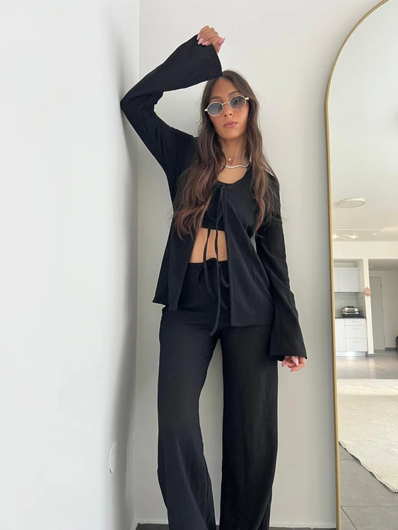 חליפת קשירות