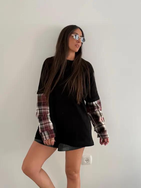 חולצה בשילוב משבצות