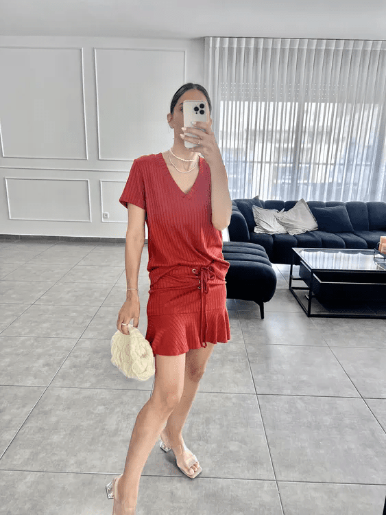 חליפת שורות חצאית - s